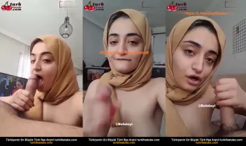 Türbanlı Porno Ablası Arkadan Çıplak Geliyor